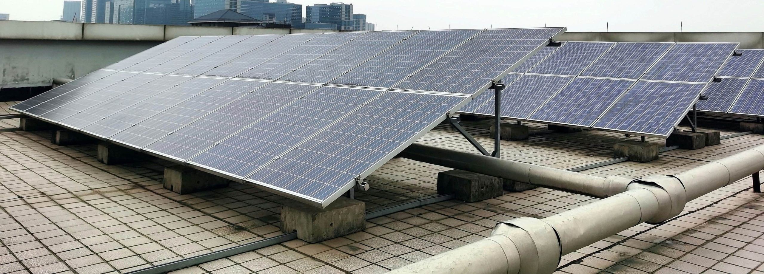 ¿Se pueden instalar placas solares en todas las comunidades de vecinos?